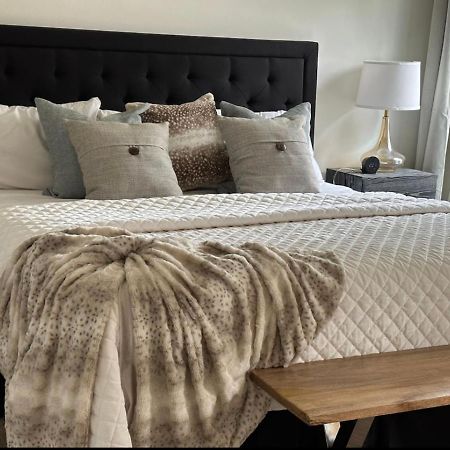 Vine City Home - Duplex - 3 Mins From Gwcc & Mercedes- Benz Stadium Atlanta Eksteriør billede
