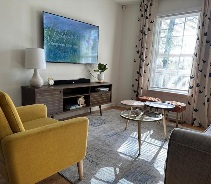 Vine City Home - Duplex - 3 Mins From Gwcc & Mercedes- Benz Stadium Atlanta Eksteriør billede