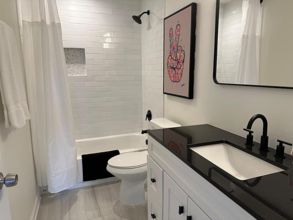 Vine City Home - Duplex - 3 Mins From Gwcc & Mercedes- Benz Stadium Atlanta Eksteriør billede